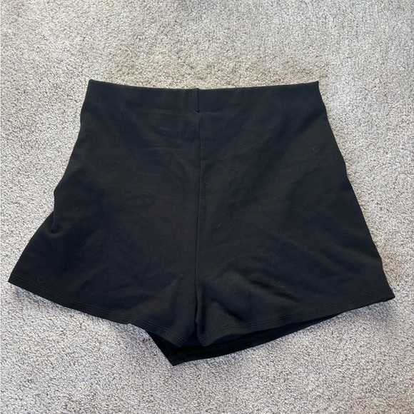 Windsor Black Skort - Picture 2 of 2